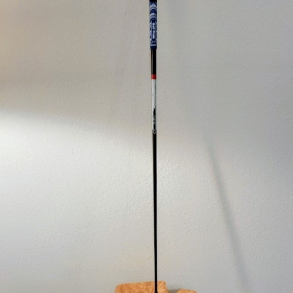 TaylorMade R11 Driver With New Grip - Picture 3 of 8